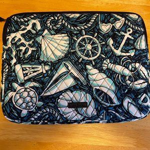 Vera Bradley  Padded Laptop sleeve - FREE SHIPPING